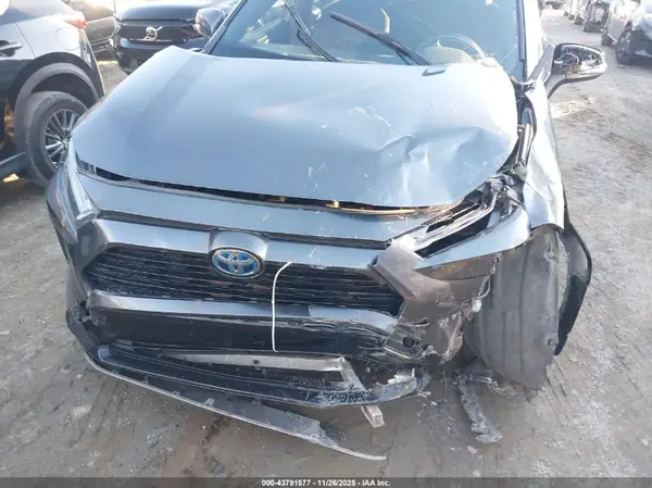 2022 TOYOTA RAV 4 auction photo 6