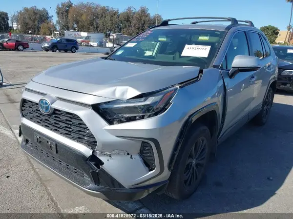JTM16RFV8ND056391 2022 TOYOTA RAV 4 - Image 2