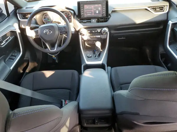 JTM16RFVXND069028 2022 TOYOTA RAV 4 - Image 8