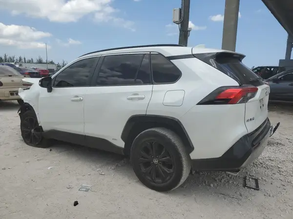 JTM16RFVXND535315 2022 TOYOTA RAV 4 - Image 2