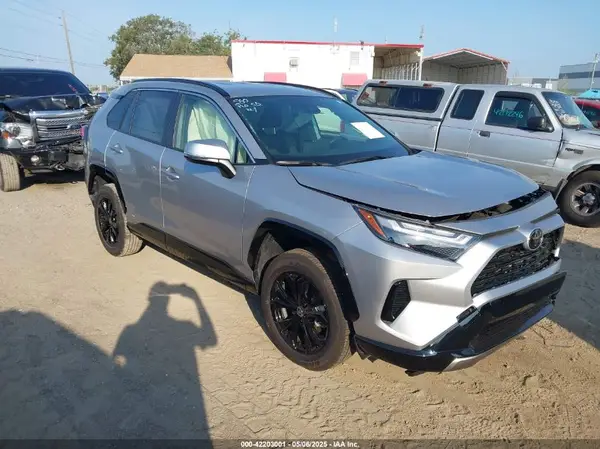 JTM16RFVXSJ065252 2025 TOYOTA RAV 4 - Image 1