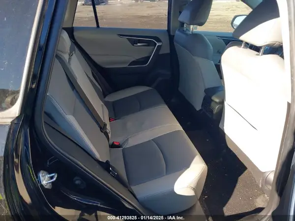 JTMA1RFV0KD515763 2019 TOYOTA RAV 4 - Image 8