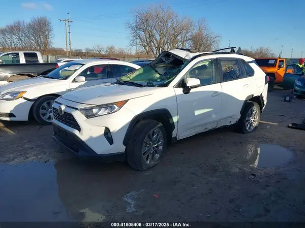 JTMA1RFV1KD023548 2019 TOYOTA RAV 4 - Image 2