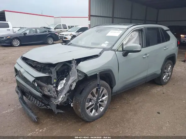 JTMA1RFV6KD015784 2019 TOYOTA RAV 4 - Image 2