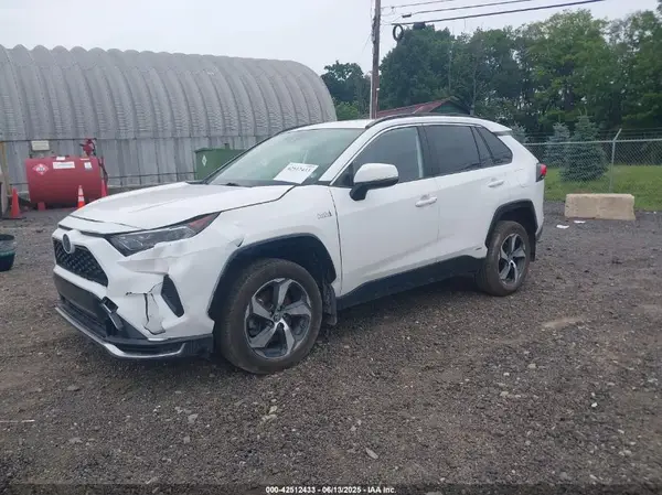 JTMAB3FV0MD054061 2021 TOYOTA RAV 4 - Image 2
