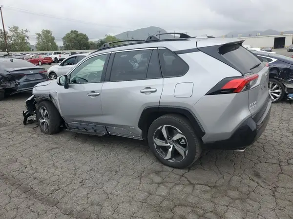 JTMAB3FV6MD035188 2021 TOYOTA RAV 4 - Image 2