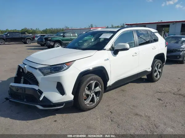 JTMAB3FV7MD052209 2021 TOYOTA RAV 4 - Image 2