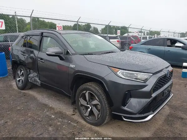 JTMAB3FV7MD063954 2021 TOYOTA RAV 4 - Image 1