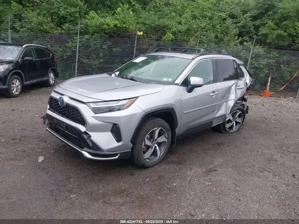 JTMAB3FV7PD116785 2023 TOYOTA RAV 4 - Image 2