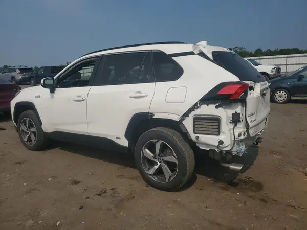 JTMAB3FV8MD023446 2021 TOYOTA RAV 4 - Image 2