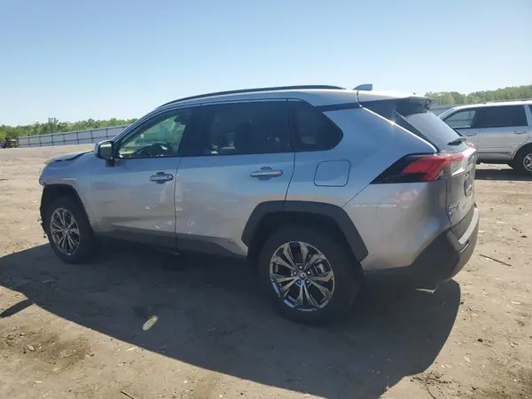JTMB6RFV0ND520097 2022 TOYOTA RAV 4 - Image 2