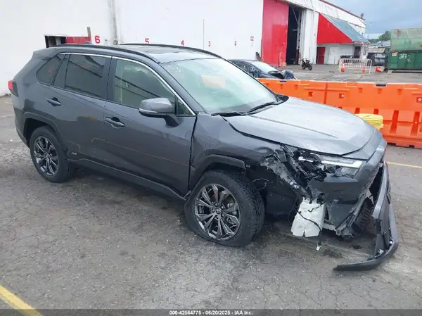 JTMB6RFV0RD127531 2024 TOYOTA RAV 4 - Image 1