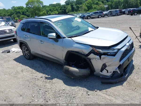 JTMB6RFV1ND063963 2022 TOYOTA RAV 4 - Image 1