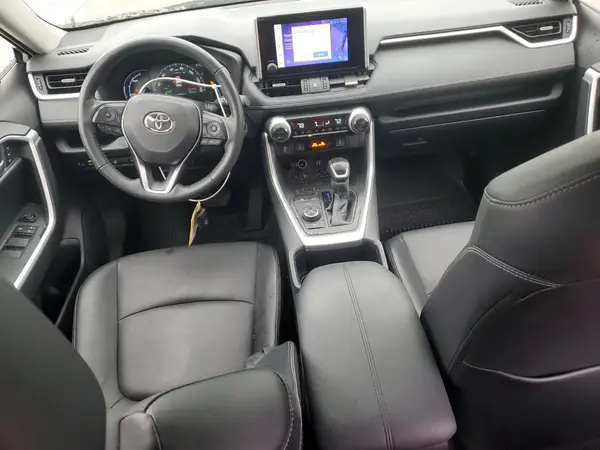 JTMB6RFV1PD100304 2023 TOYOTA RAV 4 - Image 8
