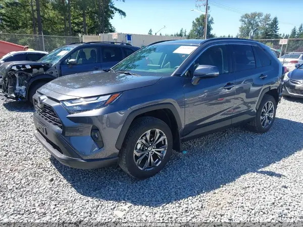 JTMB6RFV1SD157272 2025 TOYOTA RAV 4 - Image 2