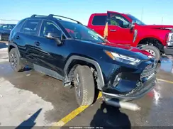 JTMB6RFV2ND069738 2022 TOYOTA RAV 4