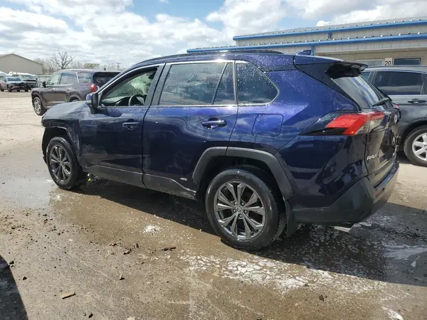 JTMB6RFV2PD097428 2023 TOYOTA RAV 4 - Image 2