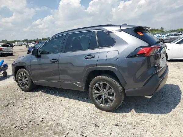 JTMB6RFV2PD105642 2023 TOYOTA RAV 4 - Image 2