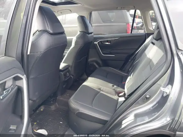JTMB6RFV2RD138594 2024 TOYOTA RAV 4 - Image 8