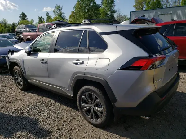 JTMB6RFV2SD153909 2025 TOYOTA RAV 4 - Image 2