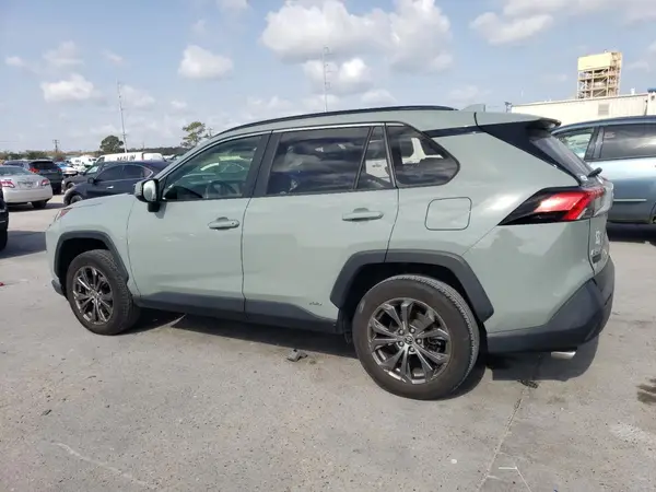 JTMB6RFV3ND061888 2022 TOYOTA RAV 4 - Image 2