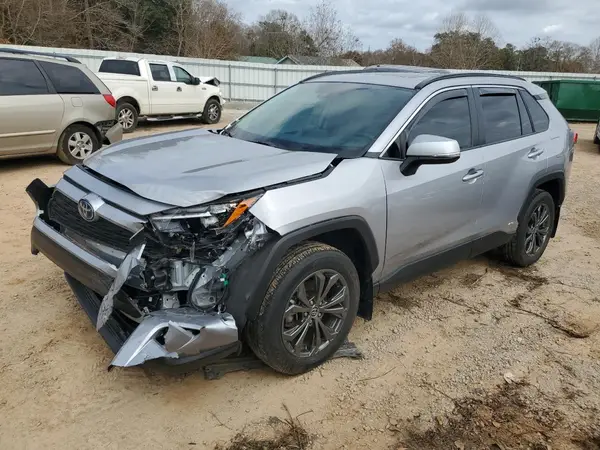 JTMB6RFV4ND058000 2022 TOYOTA RAV 4 - Image 1