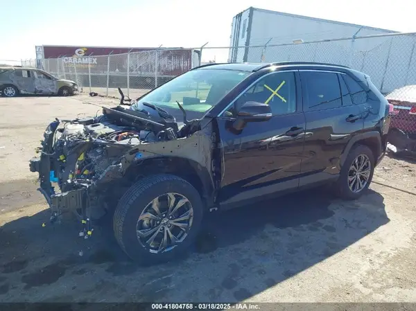 JTMB6RFV4PD082171 2023 TOYOTA RAV 4 - Image 2