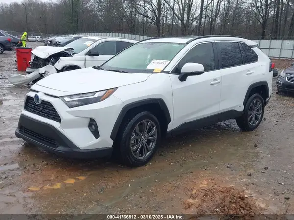 JTMB6RFV4PD114763 2023 TOYOTA RAV 4 - Image 2
