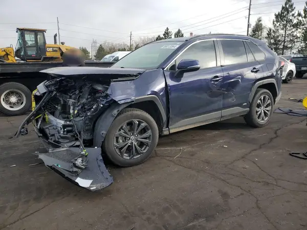 JTMB6RFV4RD137902 2024 TOYOTA RAV 4 - Image 1