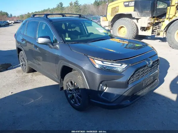 JTMB6RFV5ND065733 2022 TOYOTA RAV 4 - Image 1