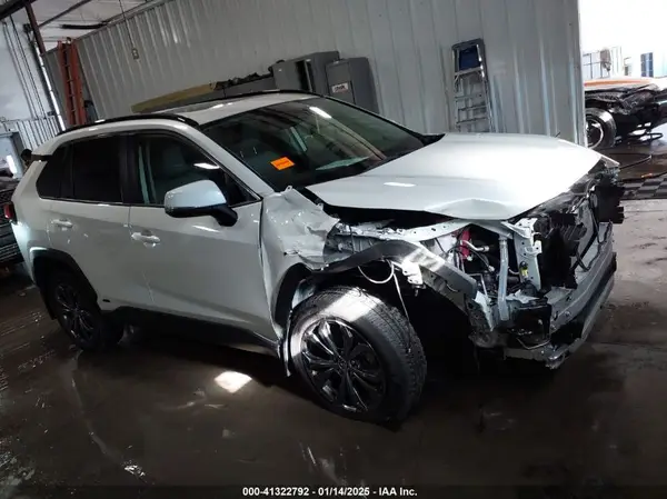 JTMB6RFV5ND533718 2022 TOYOTA RAV 4 - Image 1