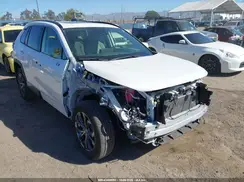 JTMB6RFV5ND533735 2022 TOYOTA RAV 4