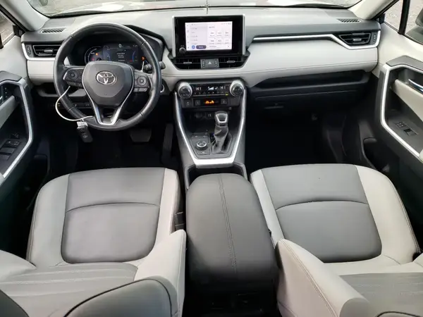JTMB6RFV5PD083779 2023 TOYOTA RAV 4 - Image 8