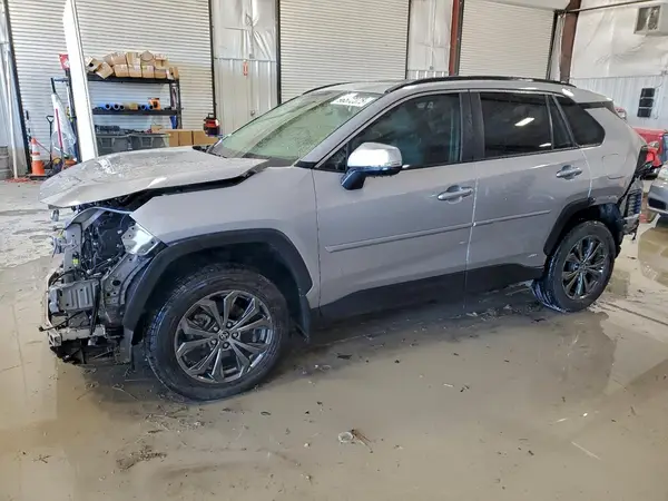 JTMB6RFV6ND060301 2022 TOYOTA RAV 4 - Image 1