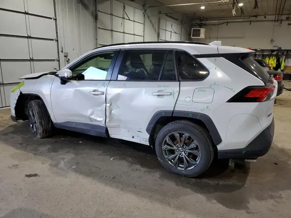 JTMB6RFV6PD085573 2023 TOYOTA RAV 4 - Image 2