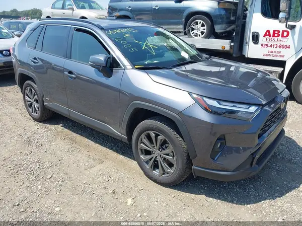 JTMB6RFV6SJ090069 2025 TOYOTA RAV 4 - Image 1