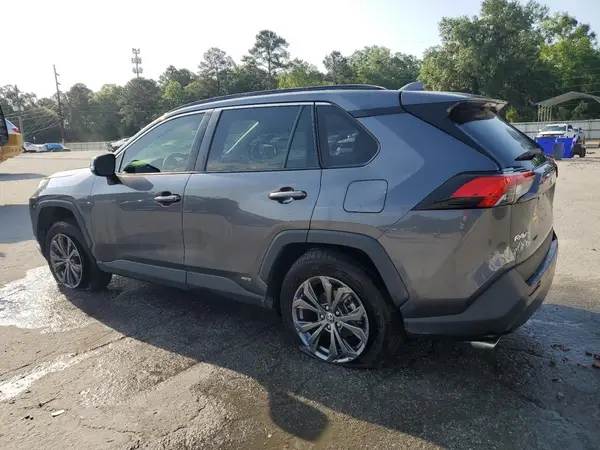 JTMB6RFV7ND074451 2022 TOYOTA RAV 4 - Image 2