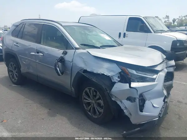 JTMB6RFV8ND056654 2022 TOYOTA RAV 4 - Image 1