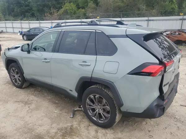 JTMB6RFV8PD097109 2023 TOYOTA RAV 4 - Image 2