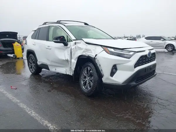 JTMB6RFV9PJ027636 2023 TOYOTA RAV 4 - Image 1