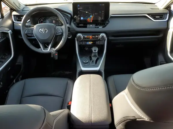 JTMB6RFV9SD155933 2025 TOYOTA RAV 4 - Image 8