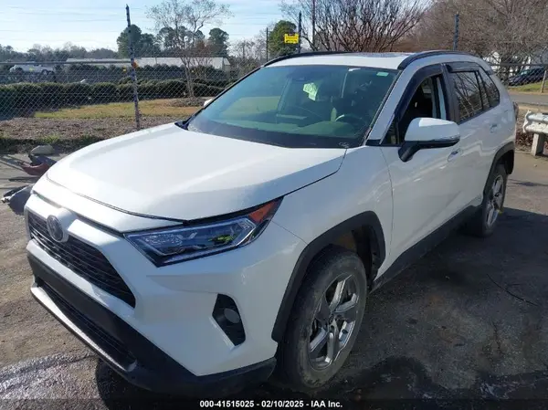 JTMB6RFVXMD041135 2021 TOYOTA RAV 4 - Image 2