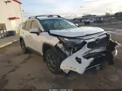 JTMB6RFVXND526702 2022 TOYOTA RAV 4
