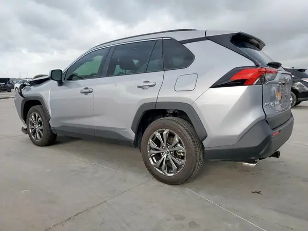 JTMB6RFVXPD082594 2023 TOYOTA RAV 4 - Image 2