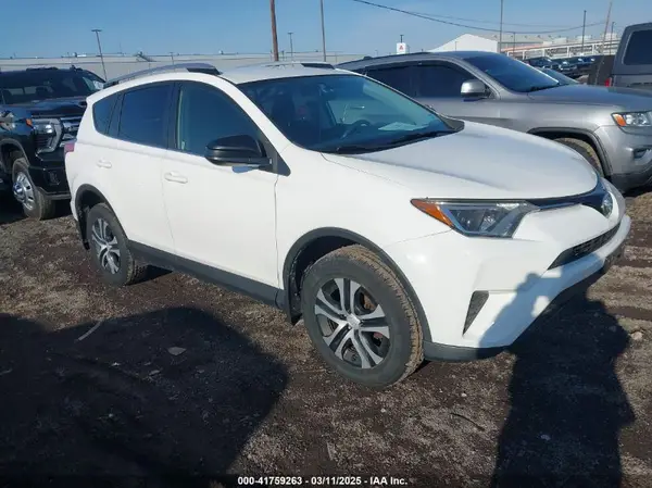 JTMBFREV0GJ082073 2016 TOYOTA RAV 4 - Image 1