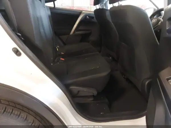 JTMBFREV0GJ104556 2016 TOYOTA RAV 4 - Image 8