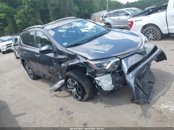 JTMBFREV0HJ112531 2017 TOYOTA RAV 4 - Image 1