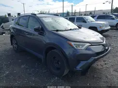 JTMBFREV0HJ118085 2017 TOYOTA RAV 4