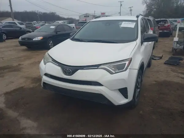 JTMBFREV0HJ147571 2017 TOYOTA RAV 4 - Image 2