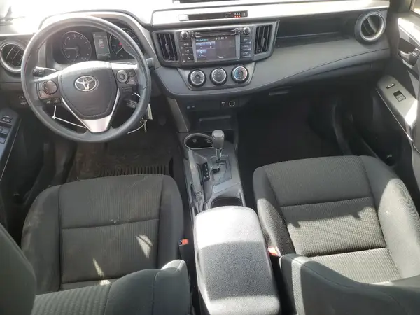 JTMBFREV0HJ170994 2017 TOYOTA RAV 4 - Image 8